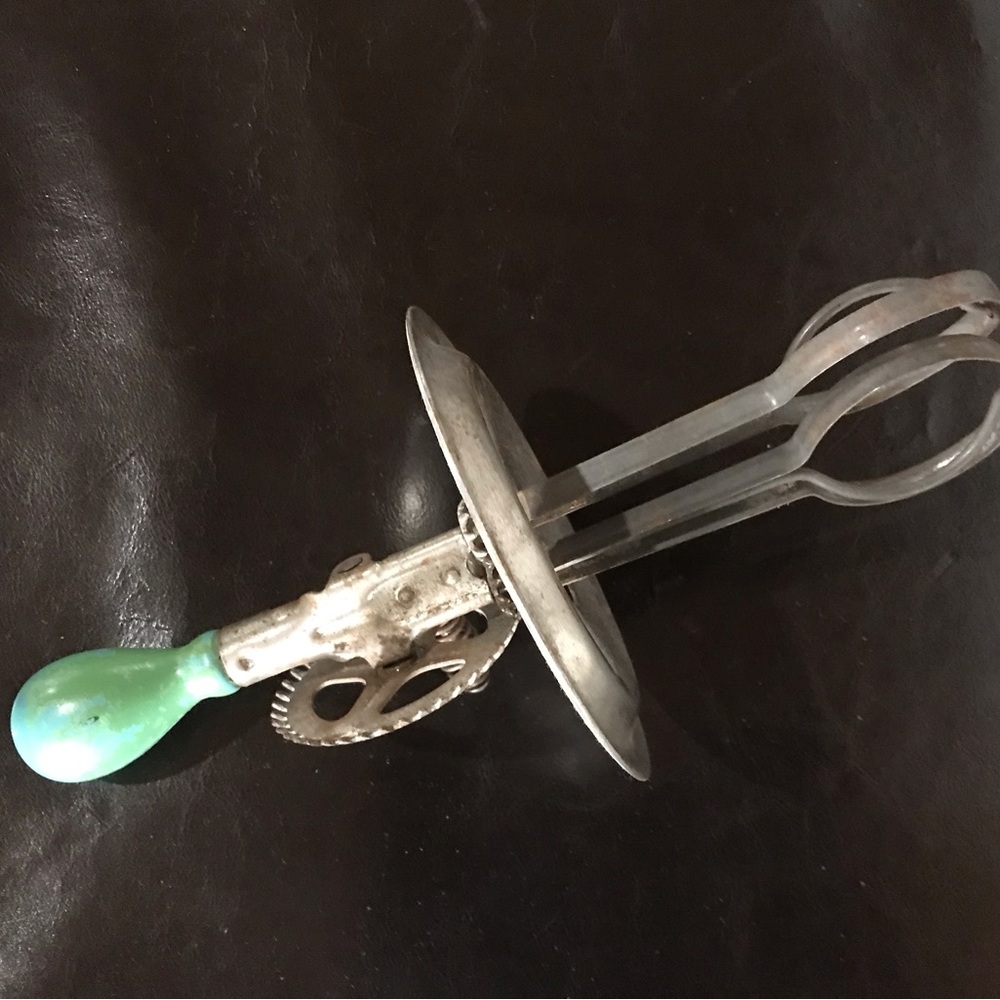 Antique Green Beater
